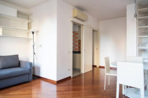 Navigli Luminous 2 Bedrooms 5 Pax